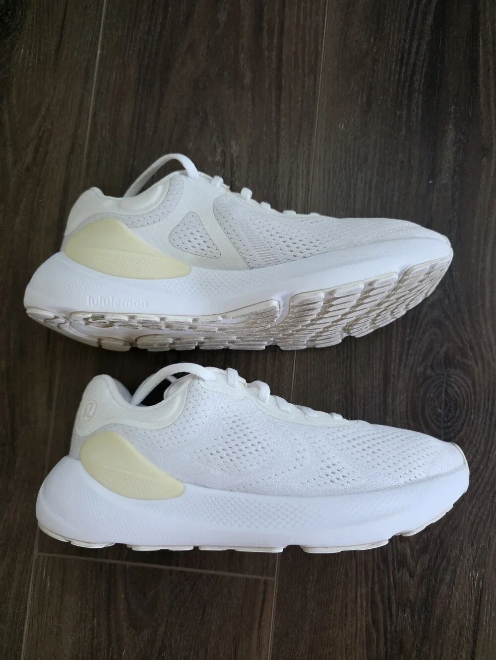 lululemon Beyondfeel Women’s 8 White Athletic Sneakers with Cream Accents